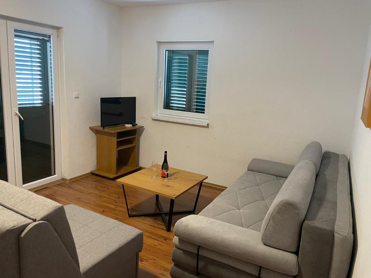 Apartments Holiday Gavric Trogir Bilik gambar